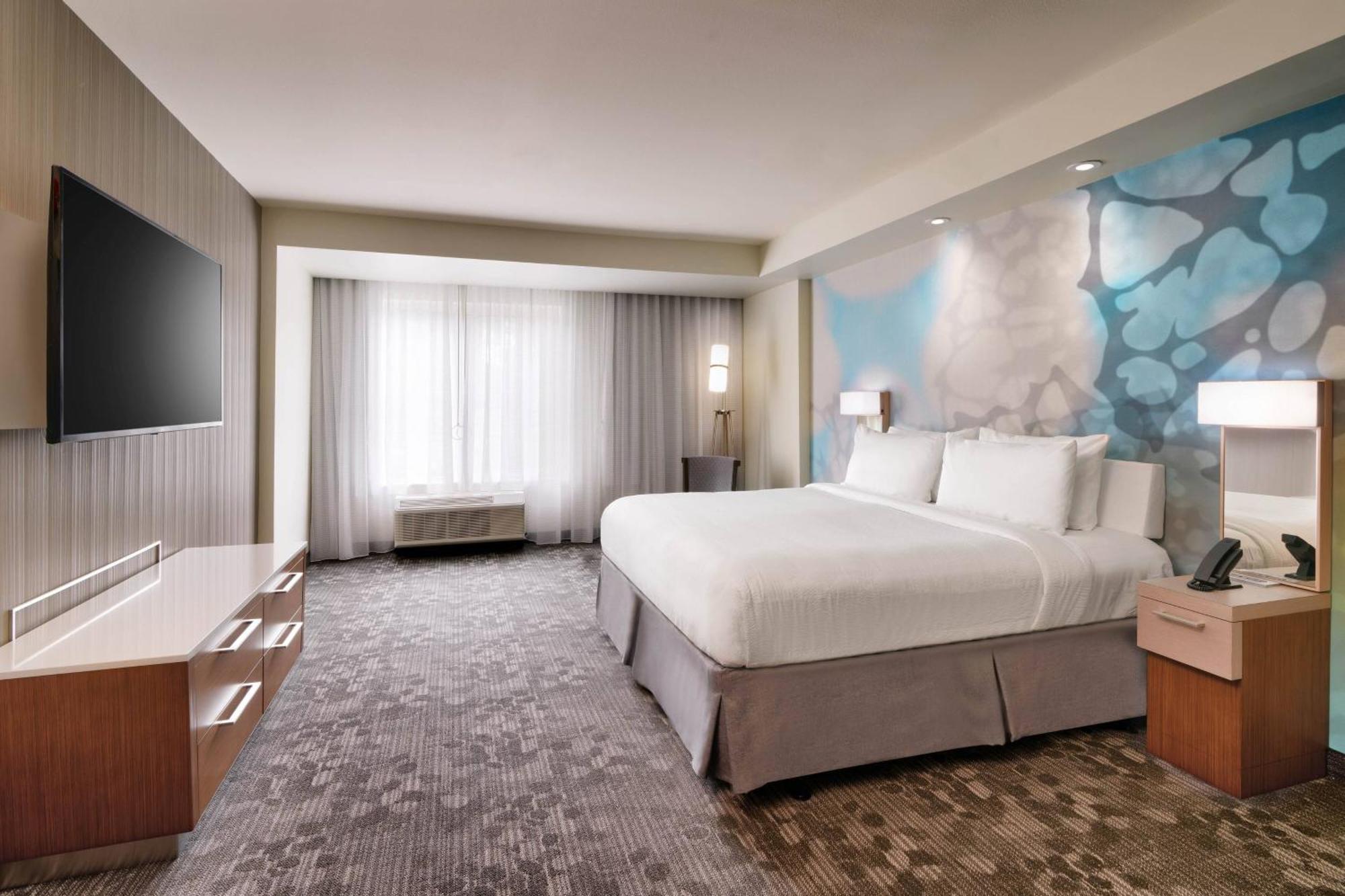 Courtyard By Marriott Atlanta Duluth Downtown Hotel Екстериор снимка